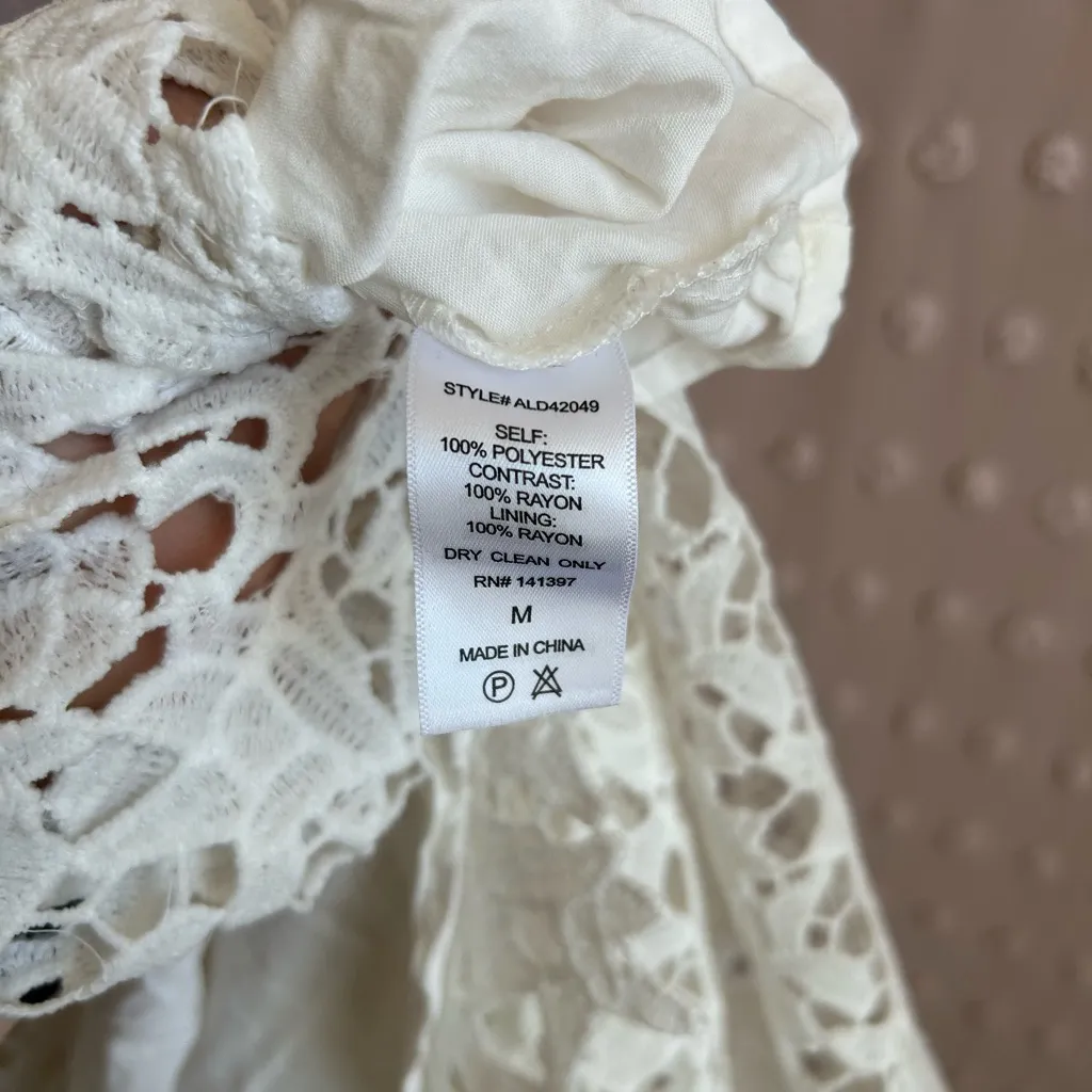 ASTR The Label Lace A-Line Midi Dress B Neck Sleeveless Sz M White - Image 7