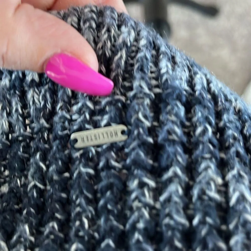 Vintage Holister Sweater - Image 4