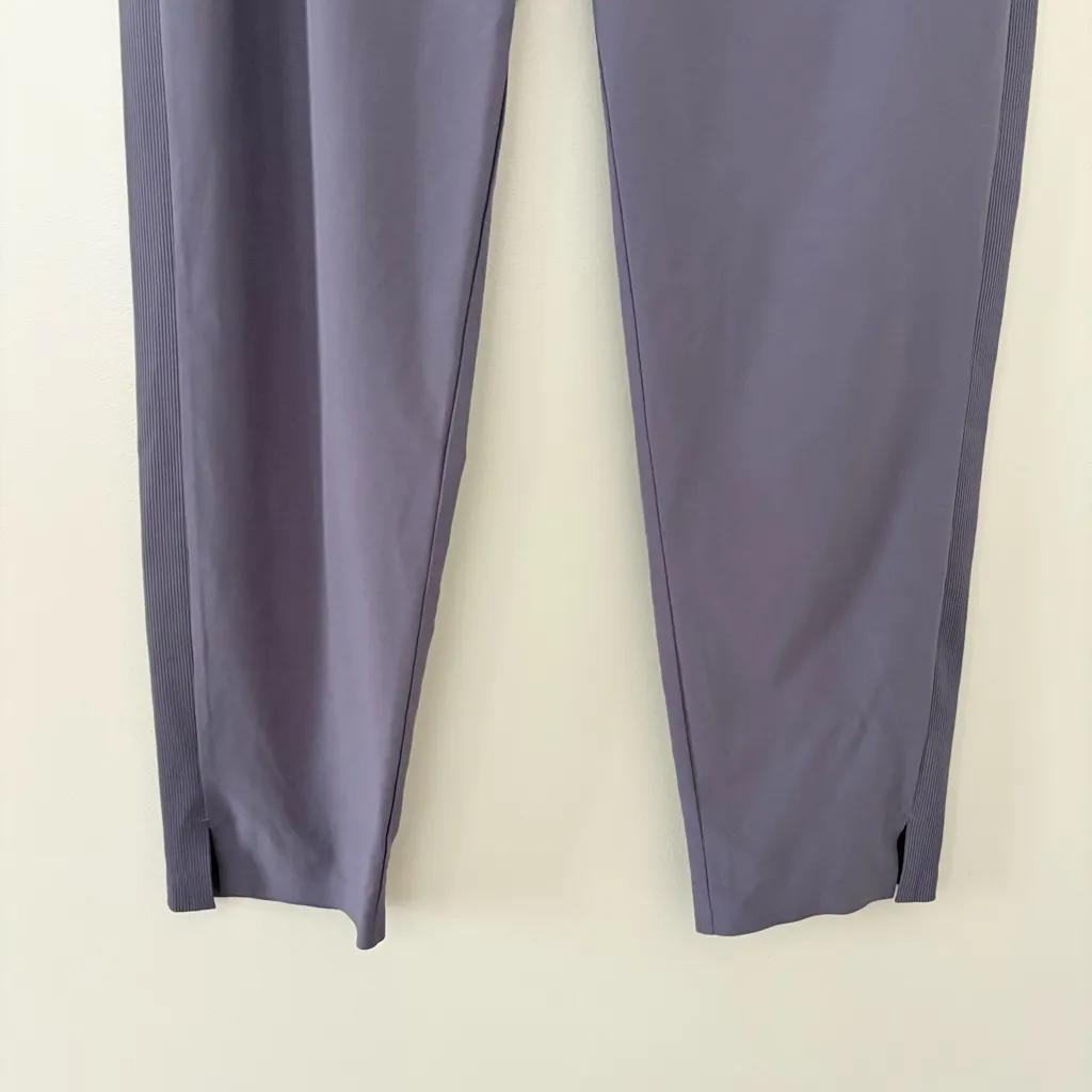 Athleta Brooklyn Mid Rise Ankle Pant Wrinkle-resistant stretch tailored Size 10 - Image 6