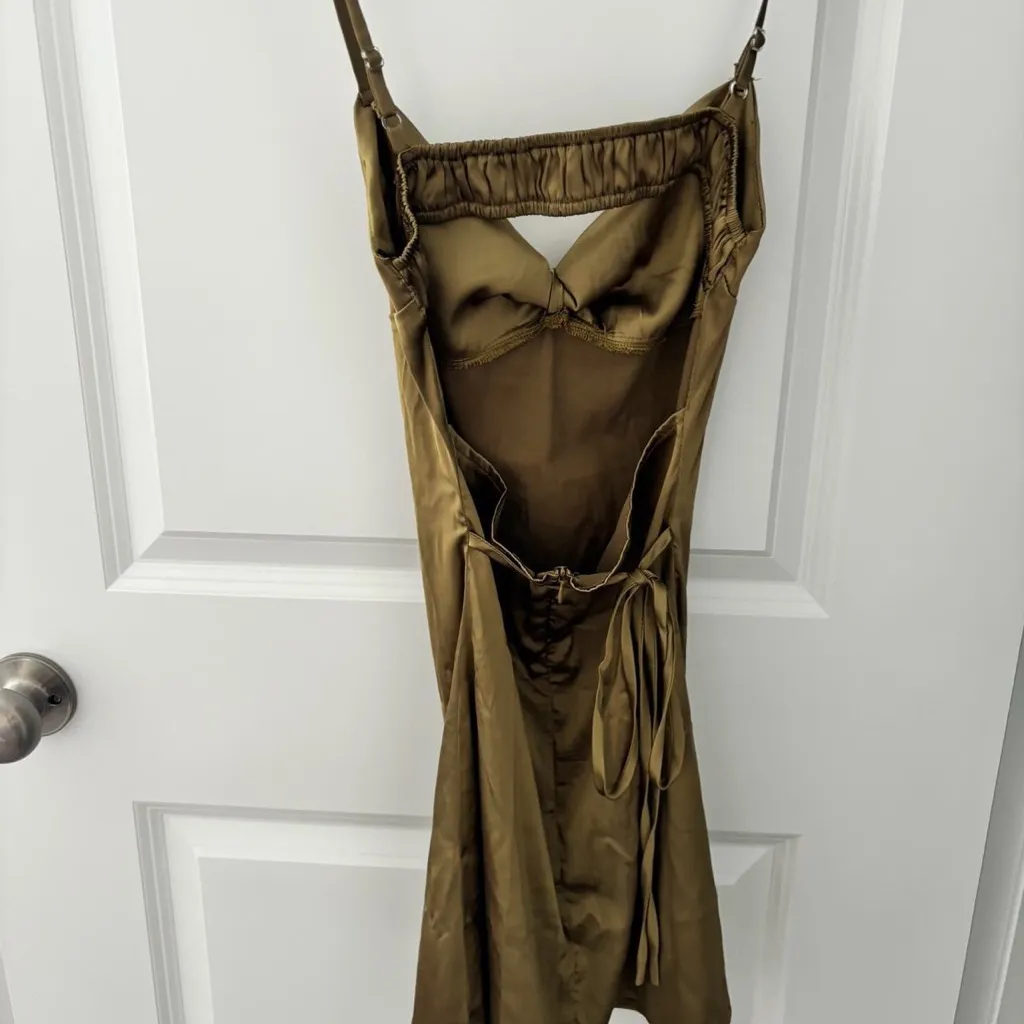 Silky Olive green mini Dress - Image 8