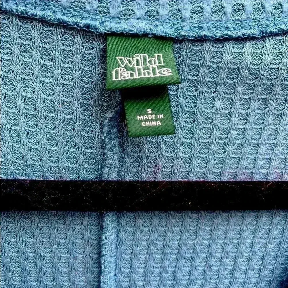 Wild Fable Waffle Knit Top Button Down Tie Front Long‎ Sleeve Blue Size S - Image 5