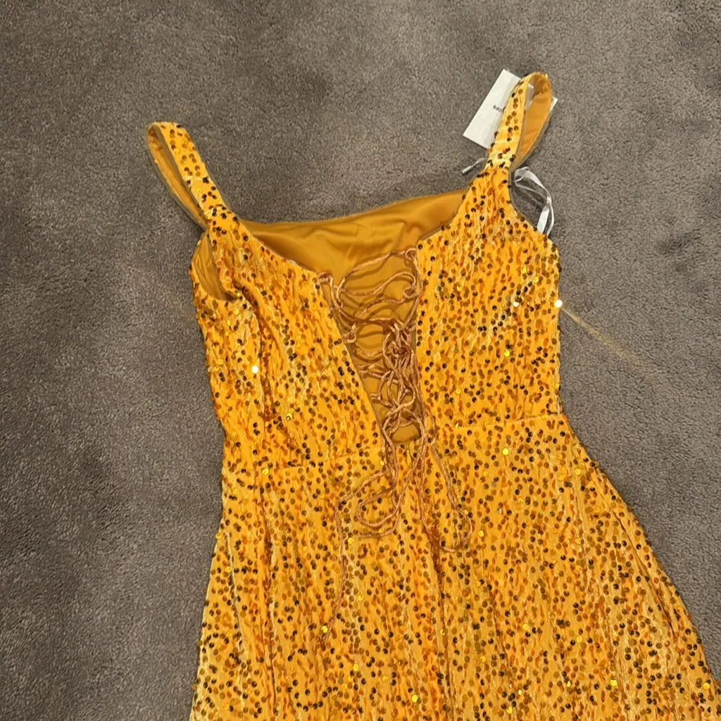 NWT Warm Notices Orange Sequin Gown SIZE 9 - Image 7