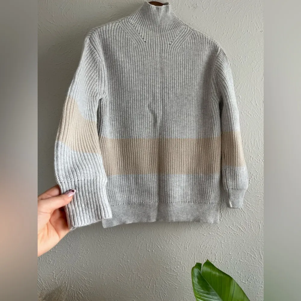 Tuckernuck Striped Broadway Turtleneck Sweater Sweater Size S Gray - Image 2