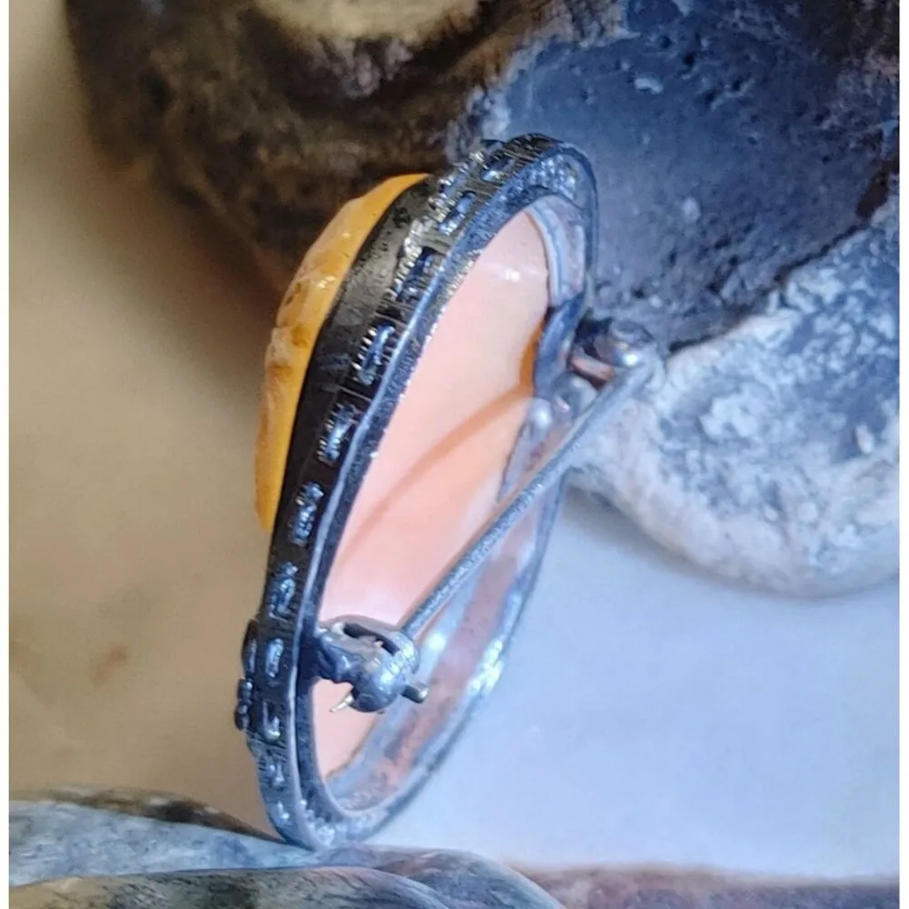 Left Facing Cameo Floral Brooch Pin Antique Carved Shell Silver Tone Filigree White - Image 5