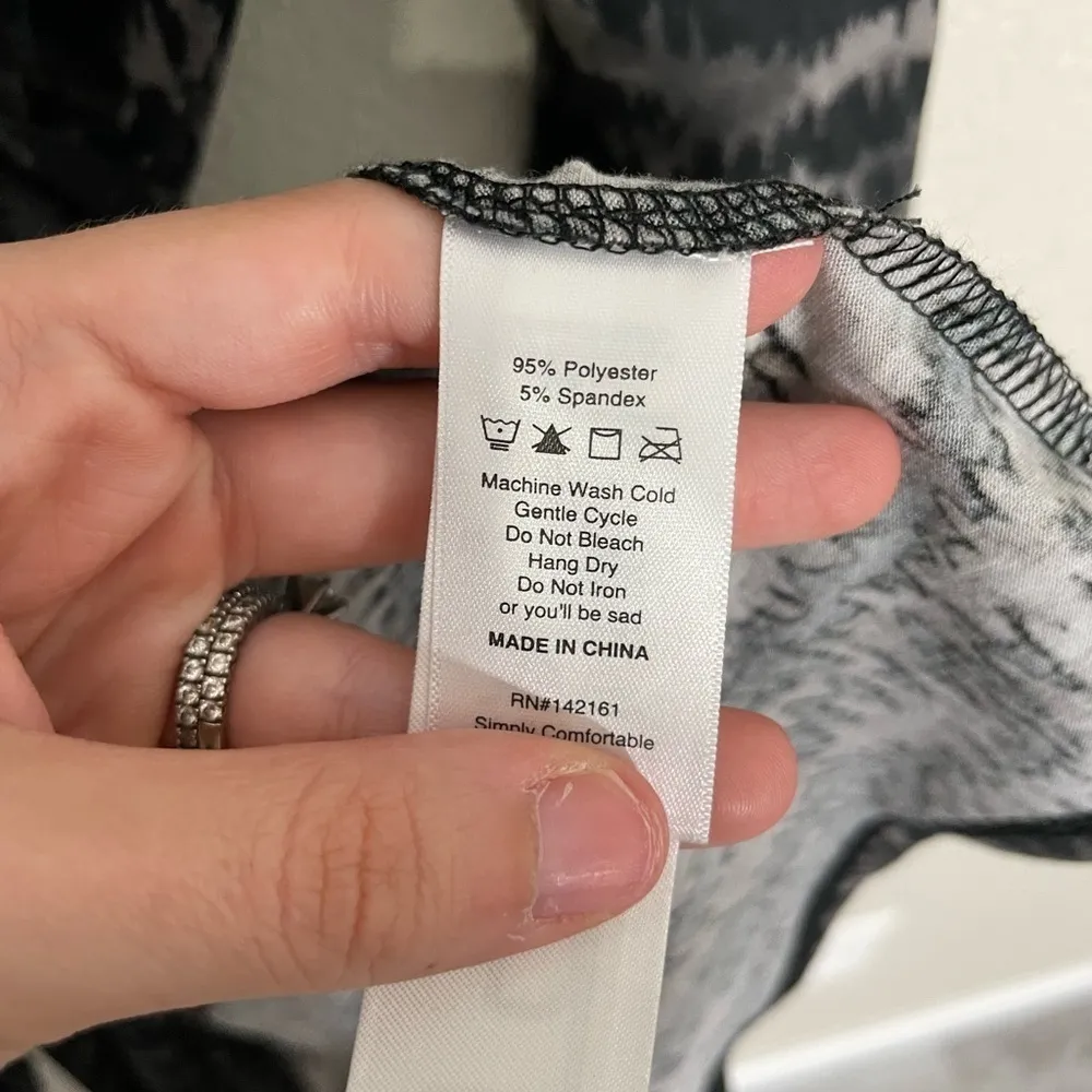 Lularoe V Neck True Wrap Dress V Neck Small - Image 5