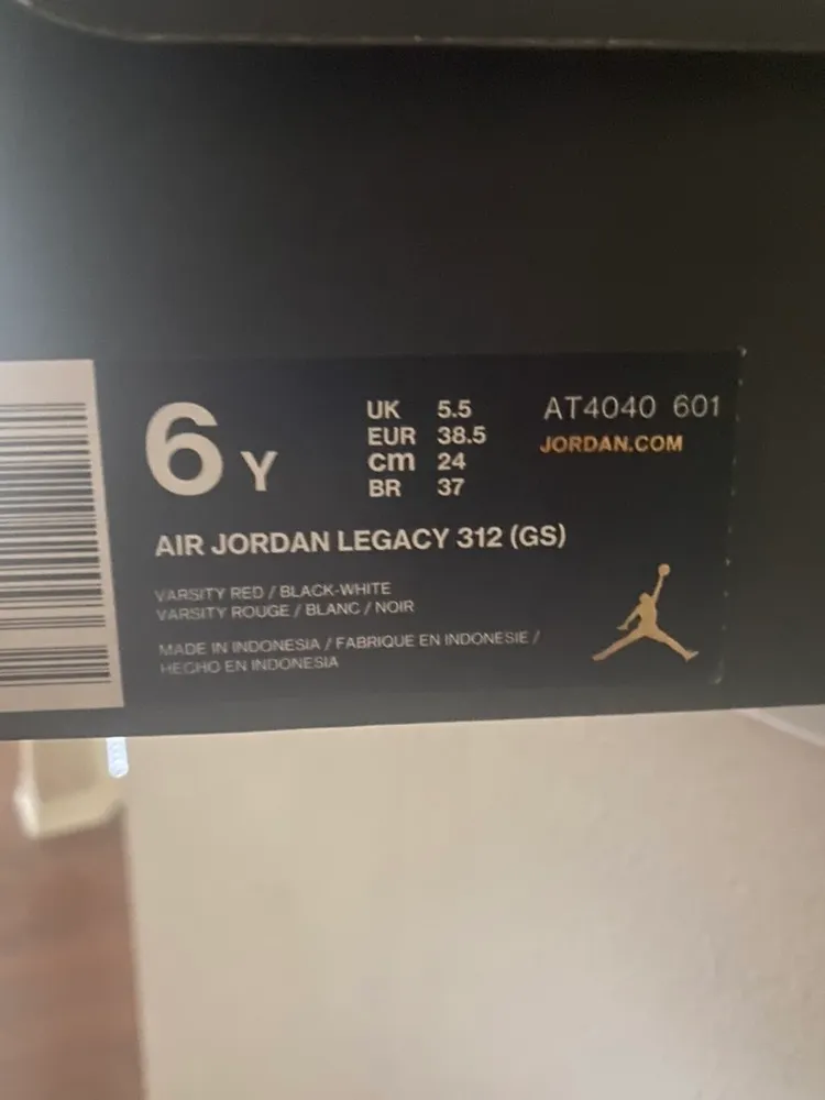 Air Jordans  - Image 5