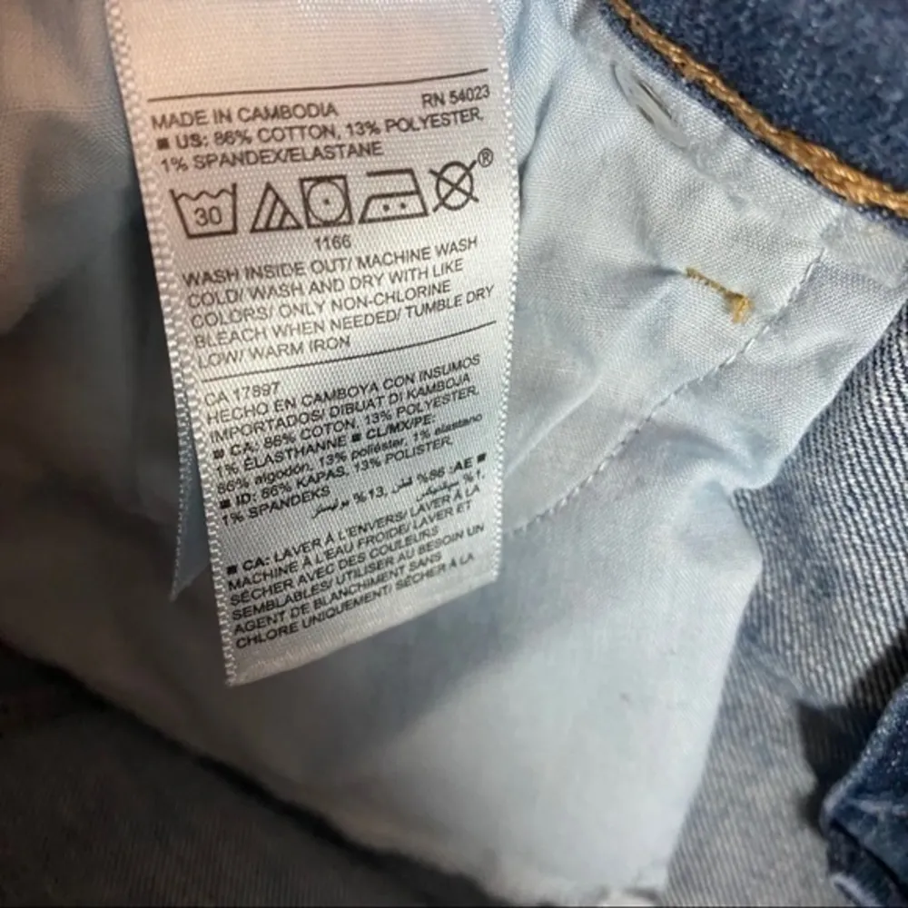 Old‎ Navy Original Bootcut Stretch Medium Wash Jean - Image 7