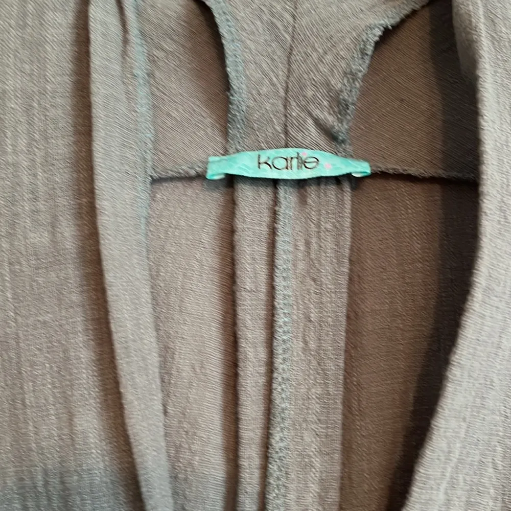 Karlie Short Sleeve Blouse - Image 2