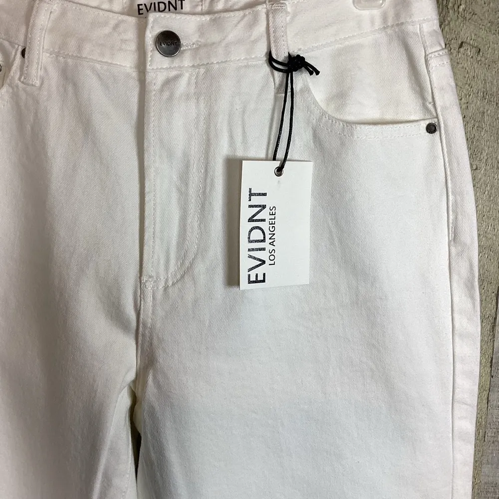 EVIDNT Los Angeles Size 29 Orsay Slim Asymmetrical Raw Cut Hem White Denim Jeans - Image 3