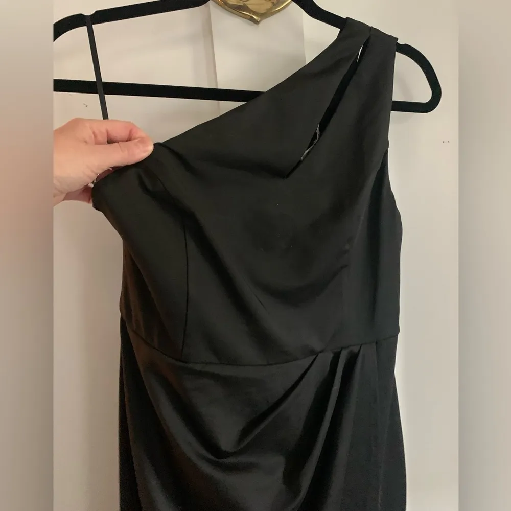 NEW with Tags Elegant Black One-Shoulder Dress Size L Zalalus $60 Retail - Image 3