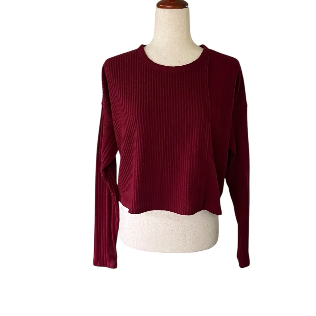 Wild Fable Oversized Ribbed Cropped Burgundy Top - Image 9