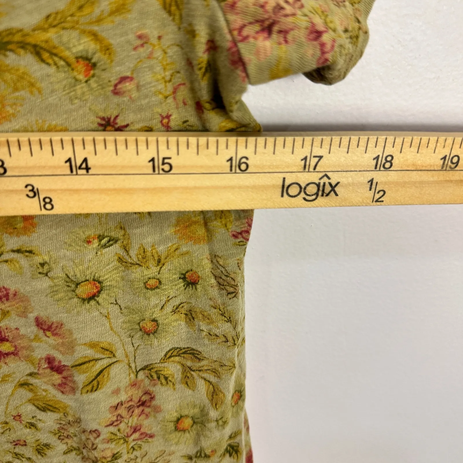 Old Navy S Green Floral Tee Cottagecore Boho Forest Fairy Grunge Cotton Top - Image 6