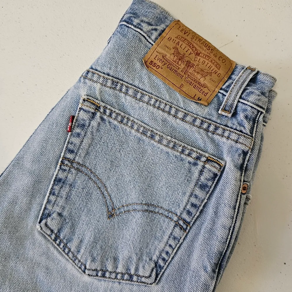 Levi's 550 Y2K Light Wash Relaxed Fit Tapered Leg Jeans Size 9 - Image 3