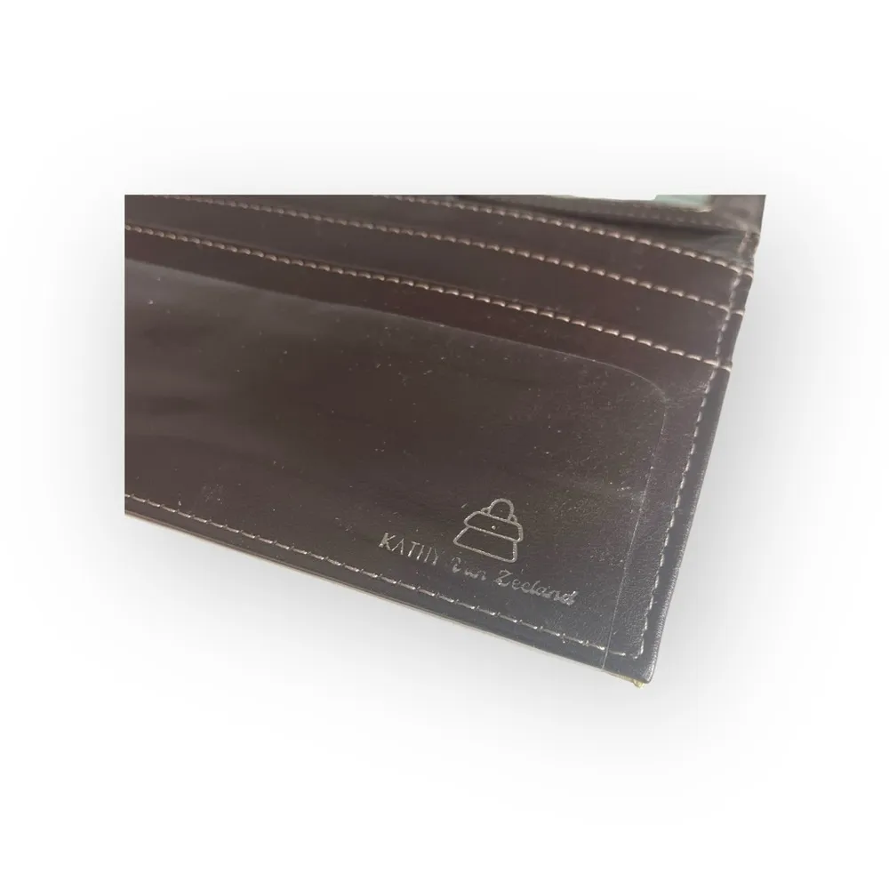 Kathy Van Zeeland new  ❤︎︎ Crossbody Wallet Clutch Handbag ❤︎︎ Animal Print ❤︎︎ - Image 4