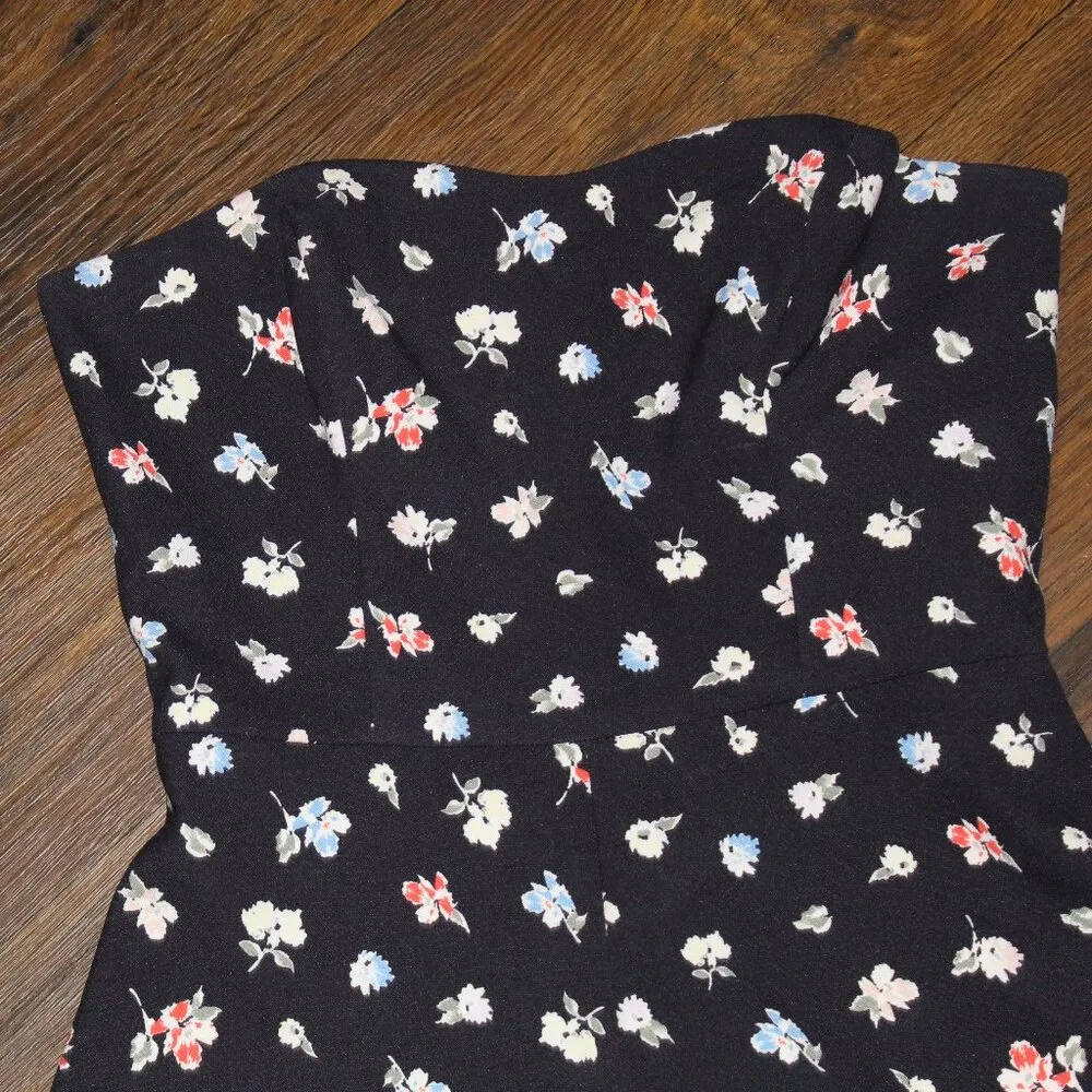 French Connection Floral Sleeveless Romper Size 0 - Image 6