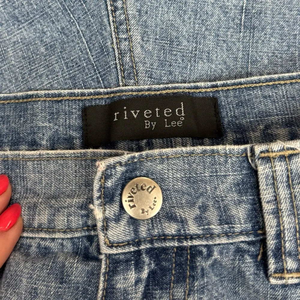 Vintage Riveted by Lee Denim Utility Shorts Size 10 90s Vintage Lee Shorts Cargo - Image 3