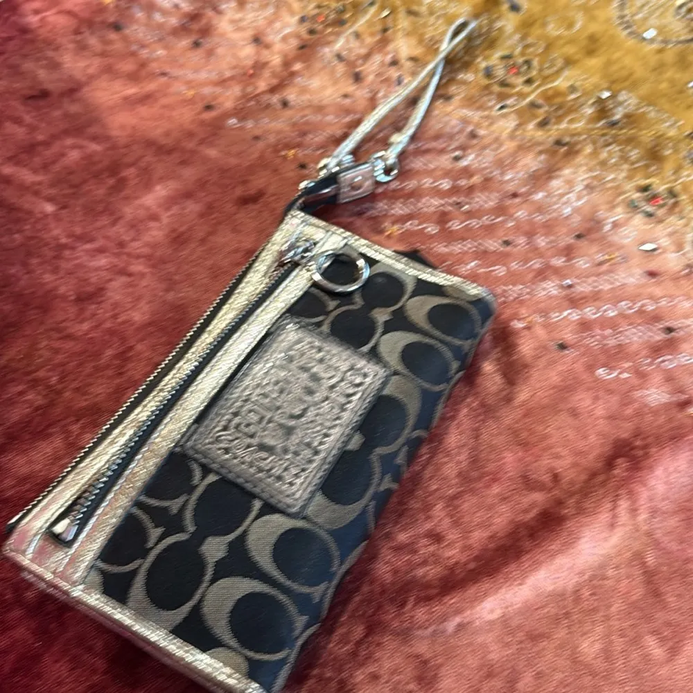 Coach Black and Gold Wristlet - Image 14