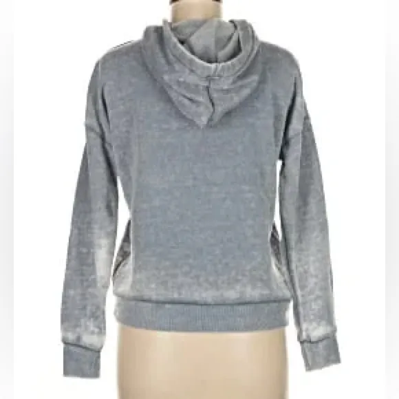 Ocean Drive Light Gray Distressed Soft Hoodie Pullover Sweater Size M - Image 2