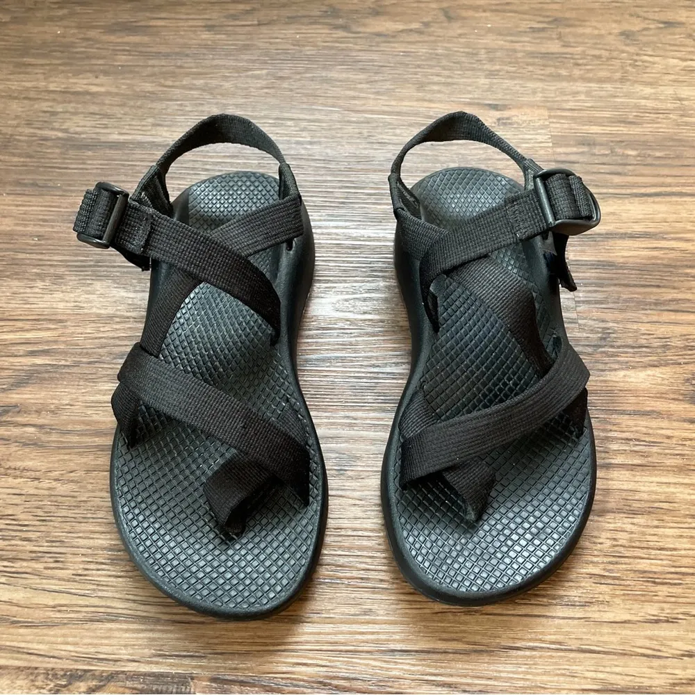 Chaco Z Cloud Black Strappy Sandals Womens Sz 7 Outdoor Hiking Comfort - Image 2