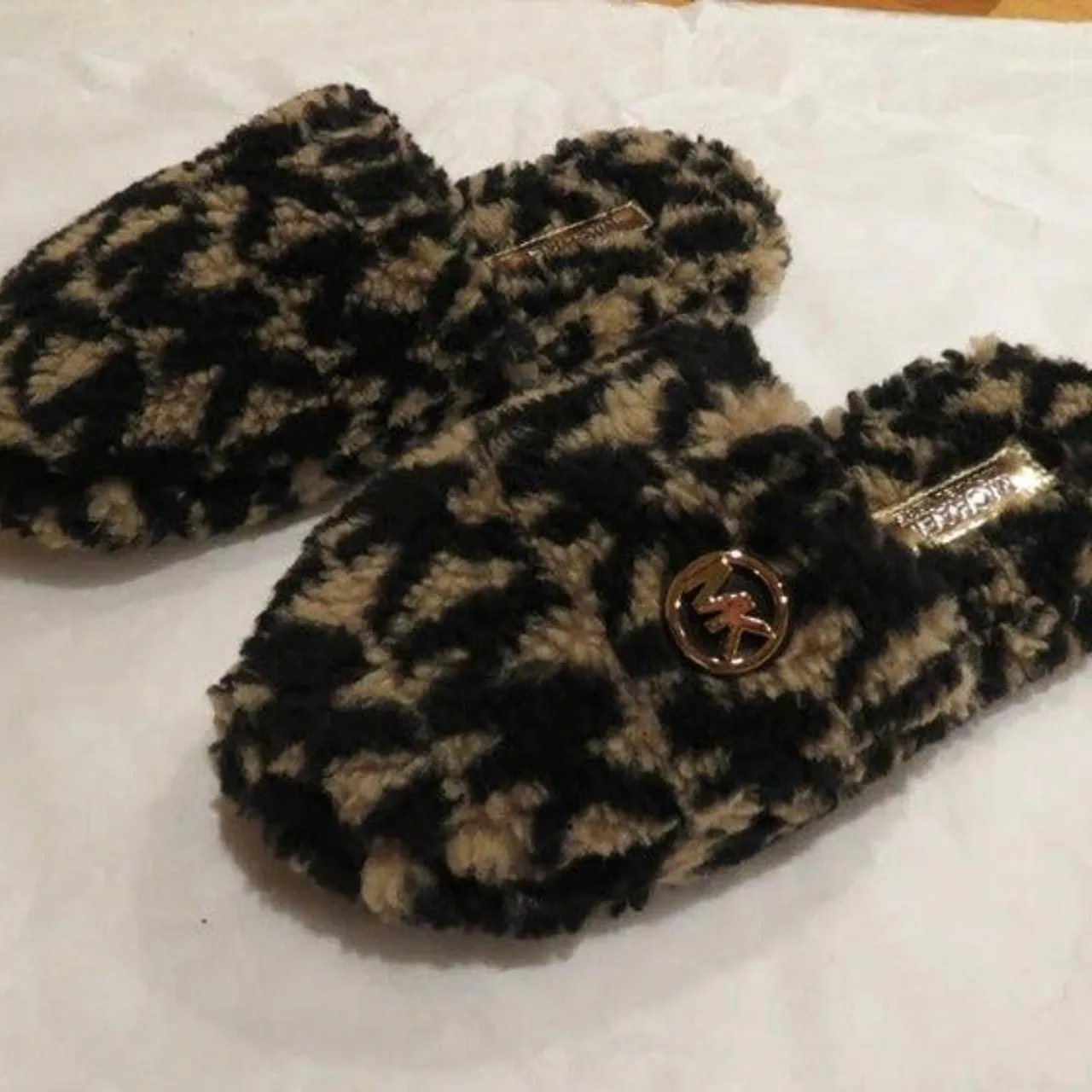 Michael Kors Black Camel Alexis Closed Toe Sherpa Slides - Image 8
