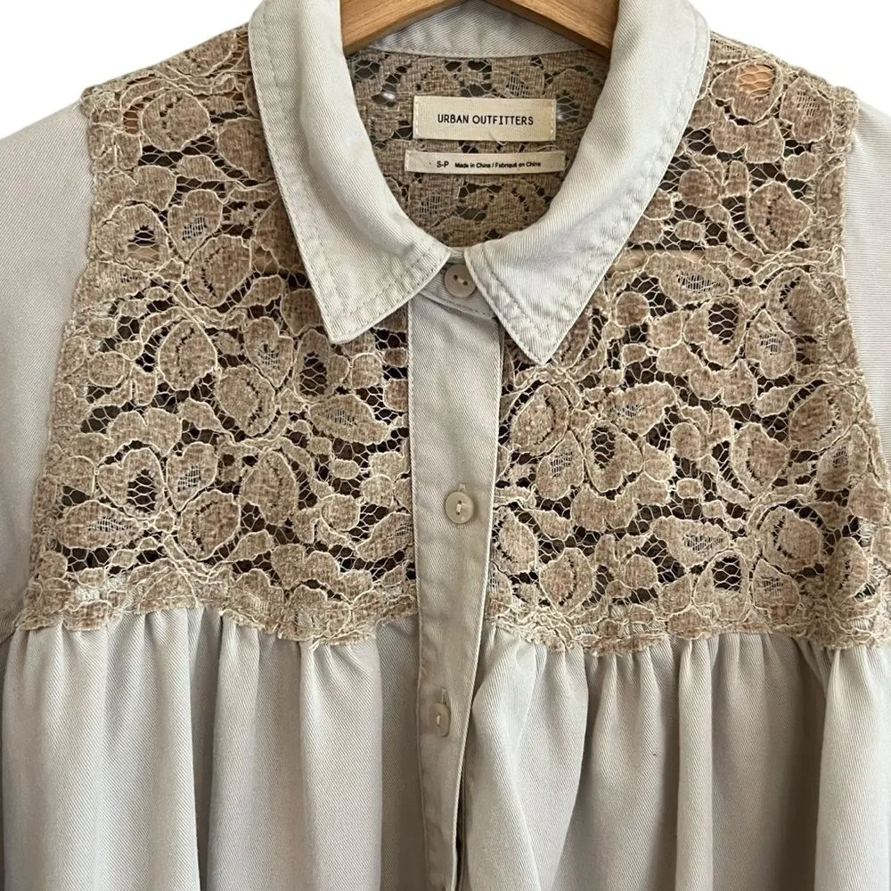 Urban Outfitters Callie Cropped Boho Top Size S Lace Ruffled Hem Western Cowgirl - Image 2