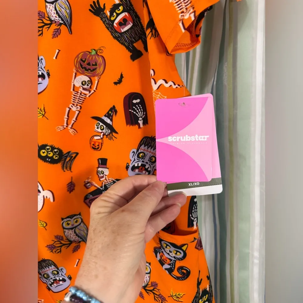 Halloween Scrub Star Skeletons Frankenstein Ghost Orange Women’s Top NWT 2xl - Image 2