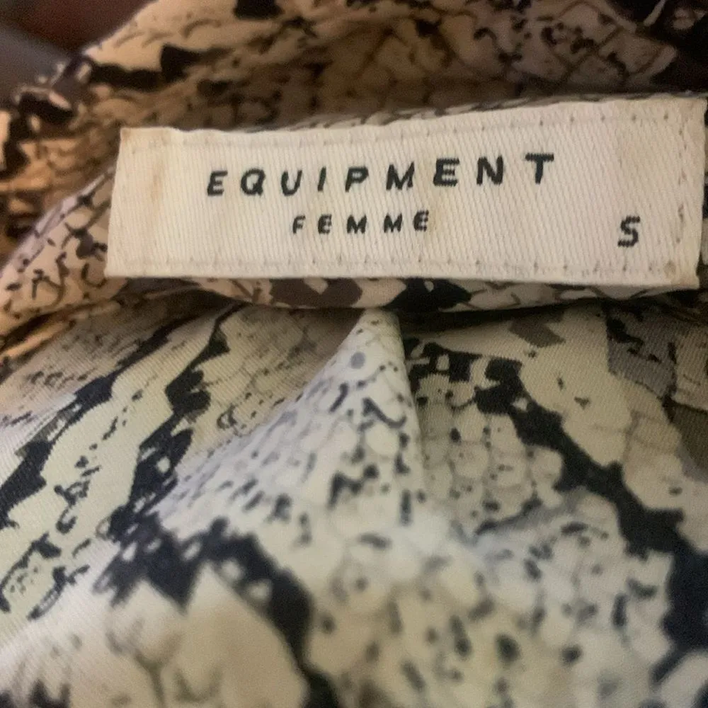 EQUIPMENT FEMME Silk Python Print Top small - Image 11