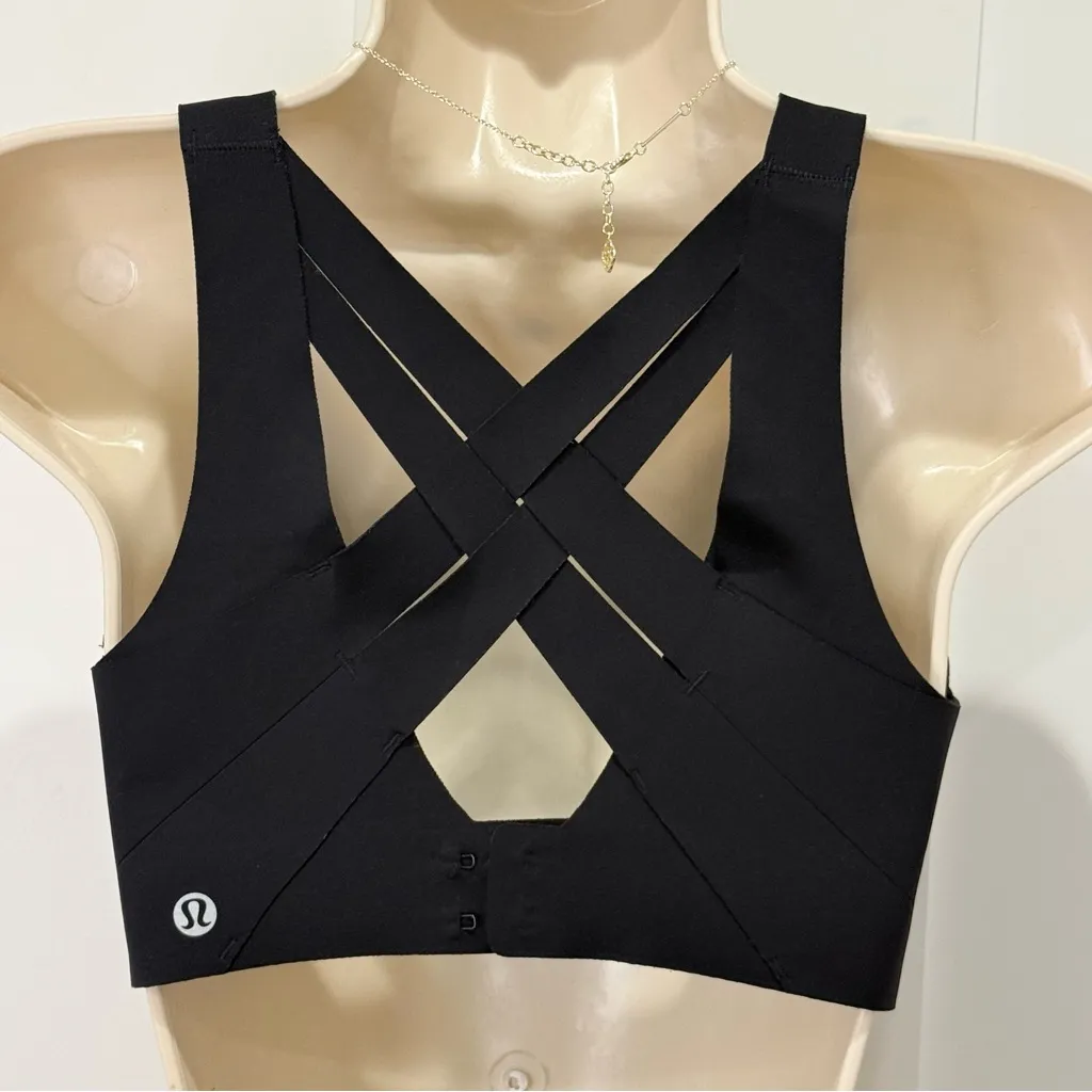 Lululemon Enlite Bra Weave Size 32D Black Wireless Supportive Full Coverage - Image 6