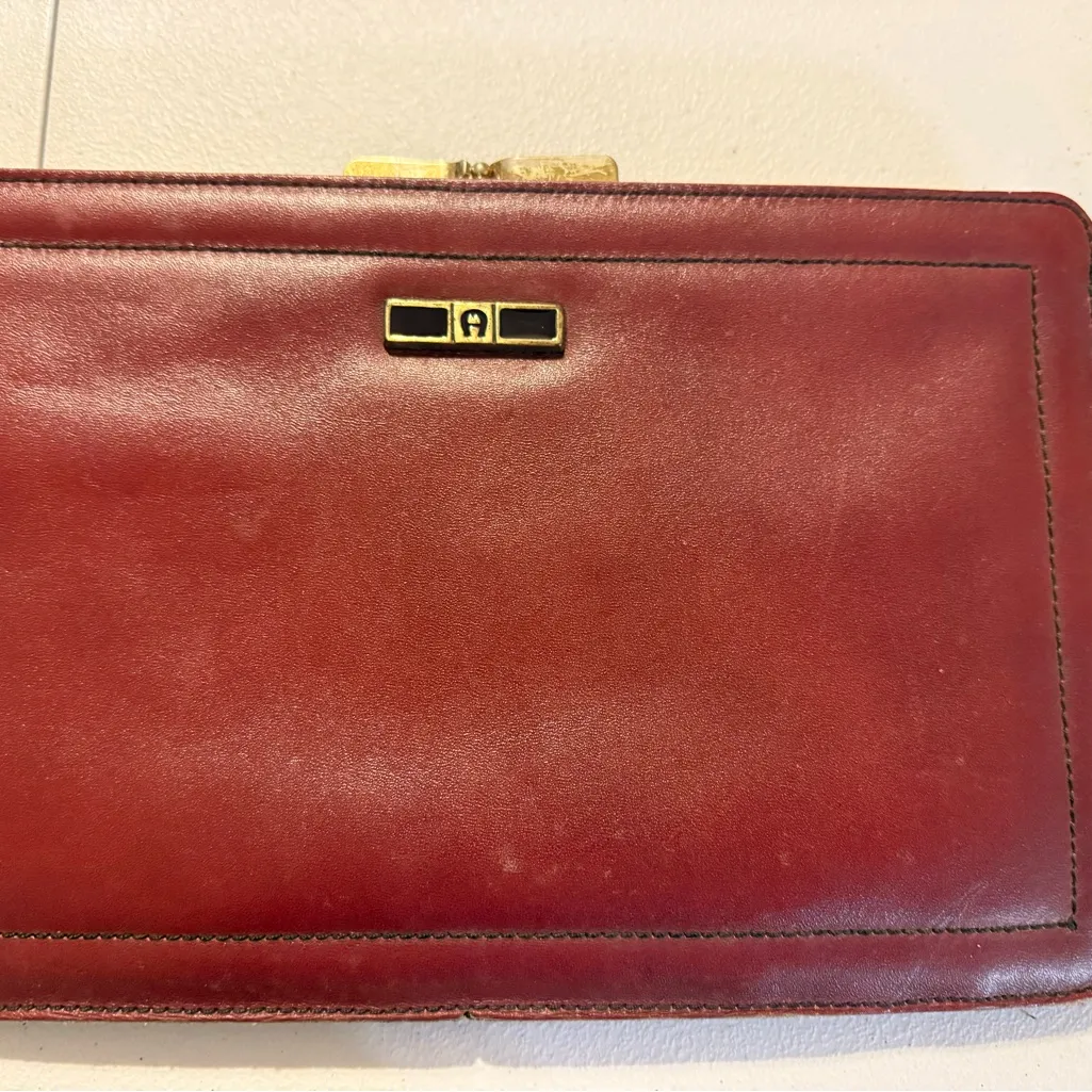 Vintage 60s 70s ETIENNE AIGNER Leather Envelope Bag Clutch Leather Brass - Image 2