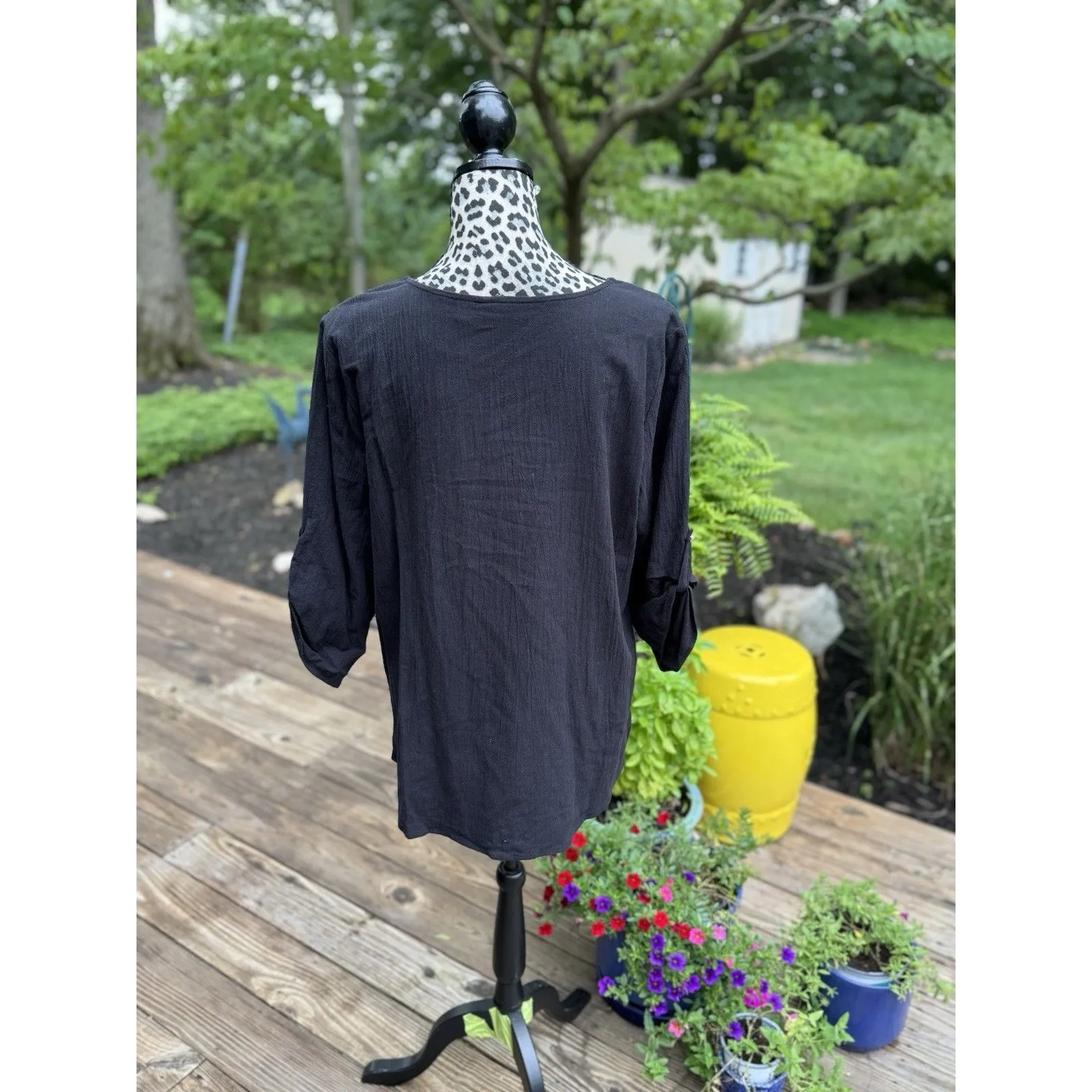 Susan Graver Women’s Tunic Blouse Black Sz M 100% cotton beaded roll tab - Image 2