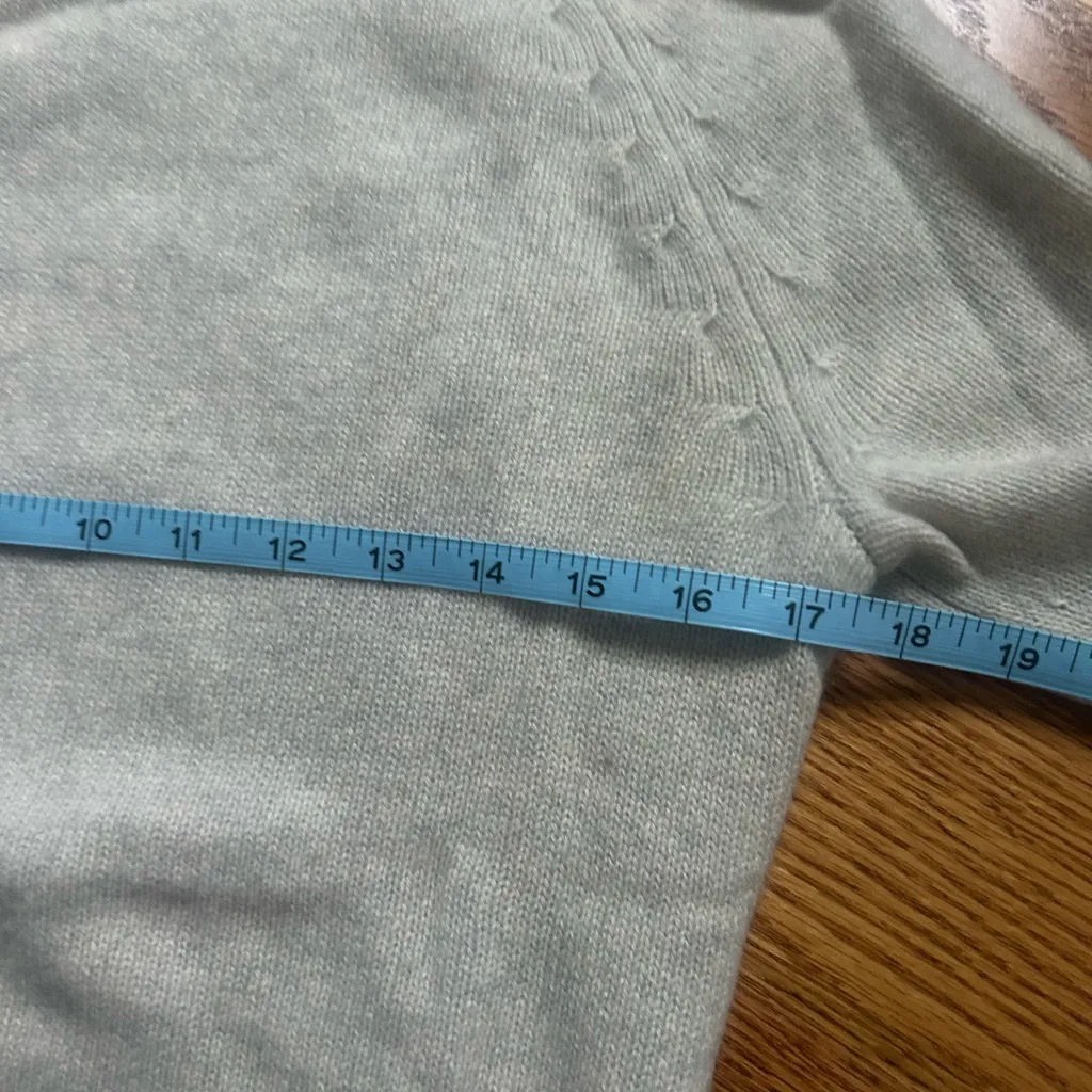 Lord & Taylor Cashmere Turtleneck Sweater Gray Size M - Image 3