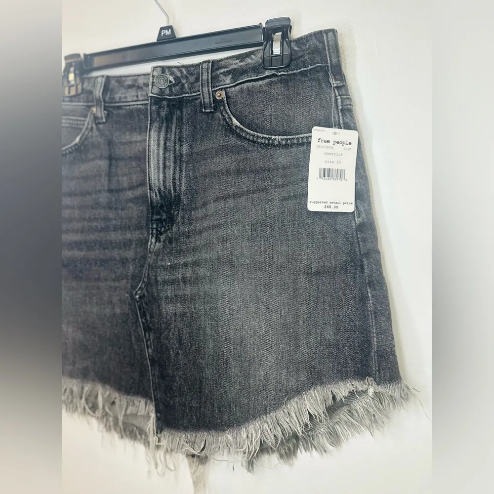 Free People Bailey Maverick Mini Skirt Women's Size 30 Frayed Raw Hem Denim - Image 3