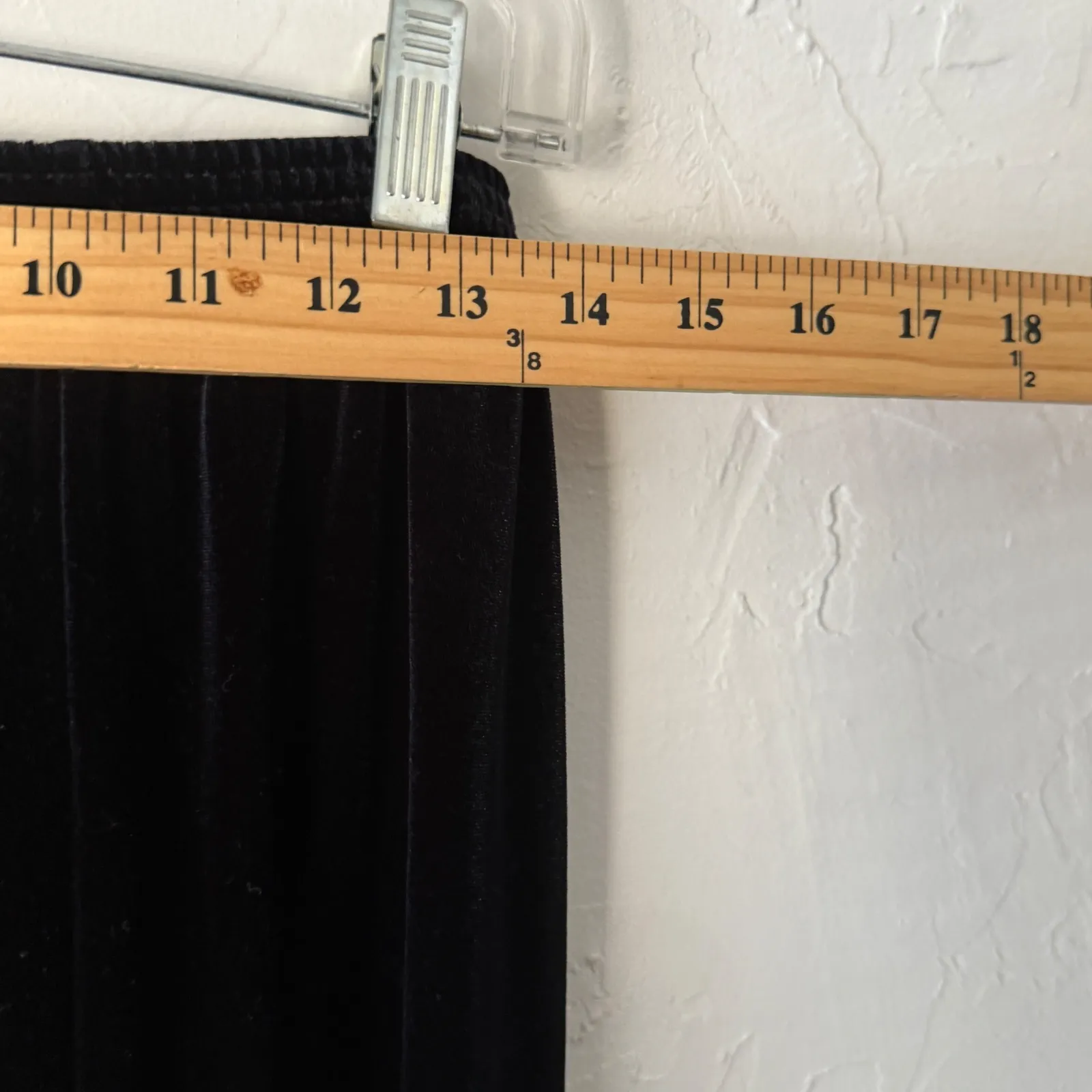 Alfred Dunner Vintage 90s Black Velvet Maxi‎ Skirt Whimsigoth Witchy Grunge - Image 4