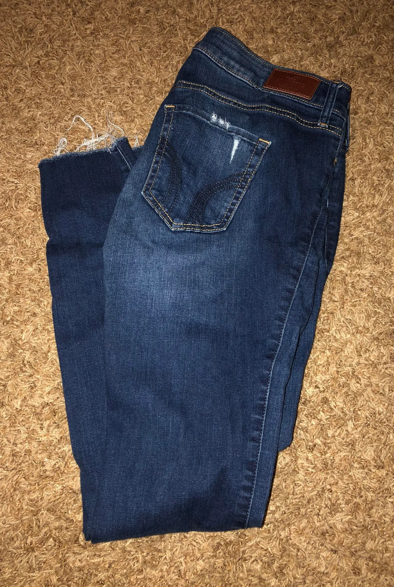 Hollister SkinnyJeans - Image 2
