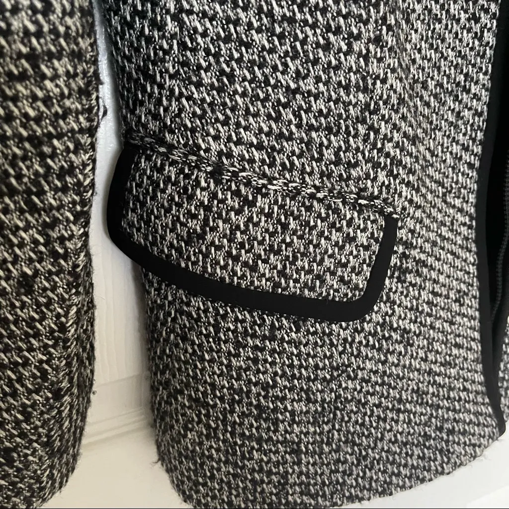 Lafayette 148 NY Career Tweed Blazer Jacket - Image 3