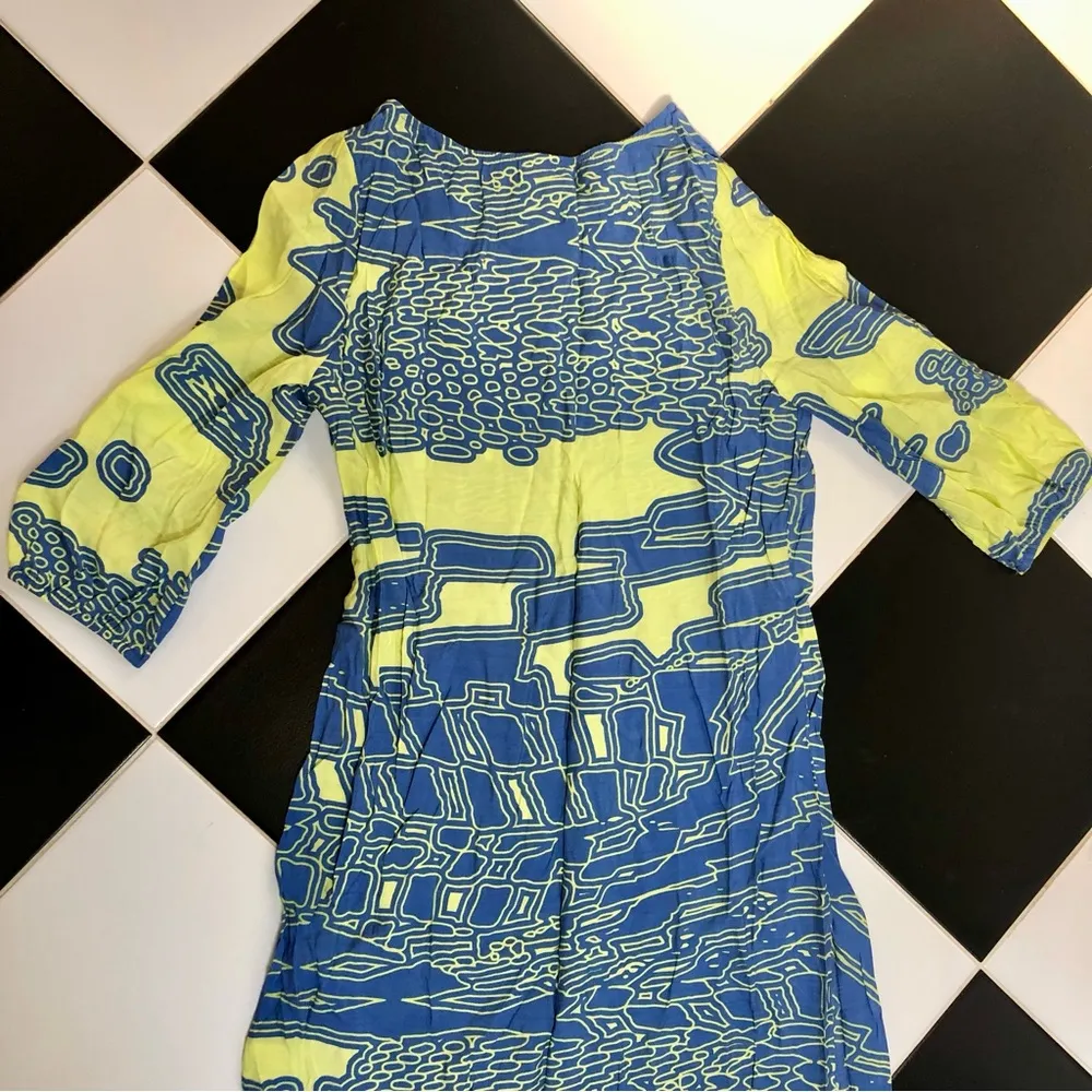 Swirly Abstract Mini Dress Lime Yellow Green Blue Dress Unique AOP sz M - Image 5