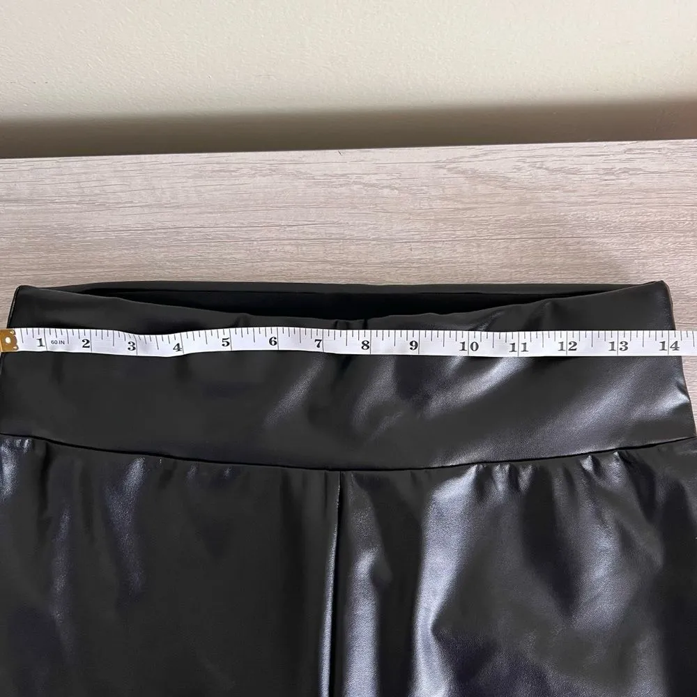 Cupshe Holidaze Faux Leather Leggings Size Medium - Image 10