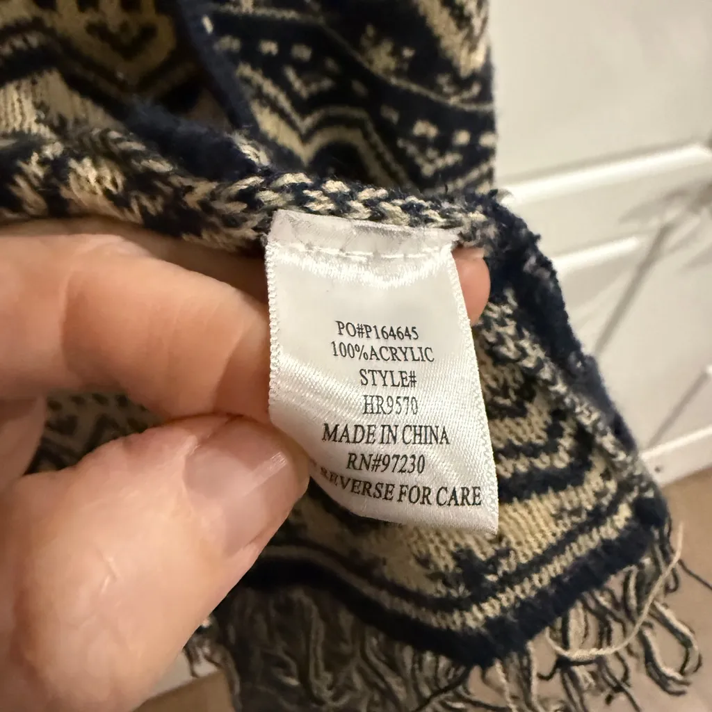 Absolutely Famous Navy & Cream Patterned Women's Sweater Cowgirl Western Fringe - Image 3