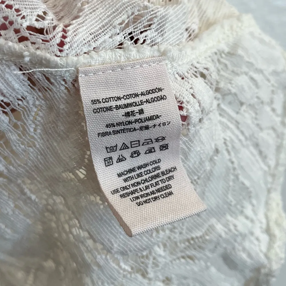 Free People Maisie Ivory Combo Top White Lace
Sleeveless Small - Image 7