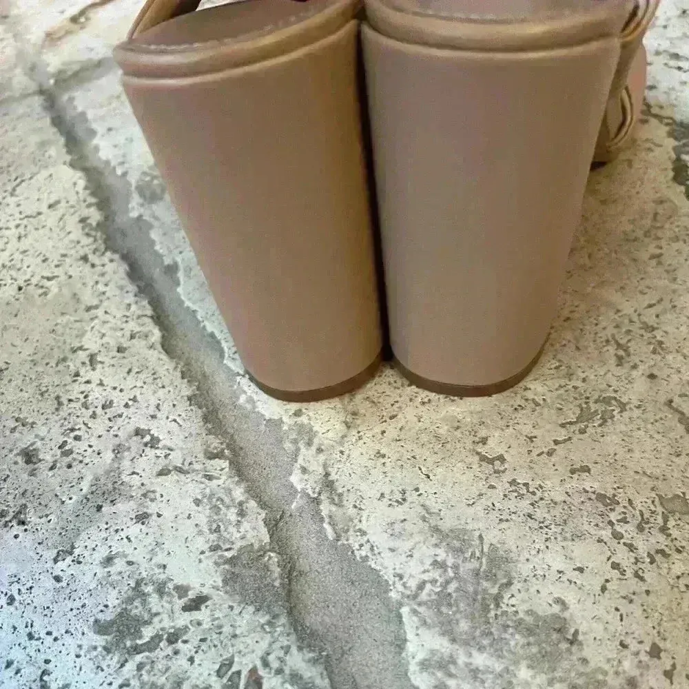 DOLCE VITA Emeley Slip - Image 5