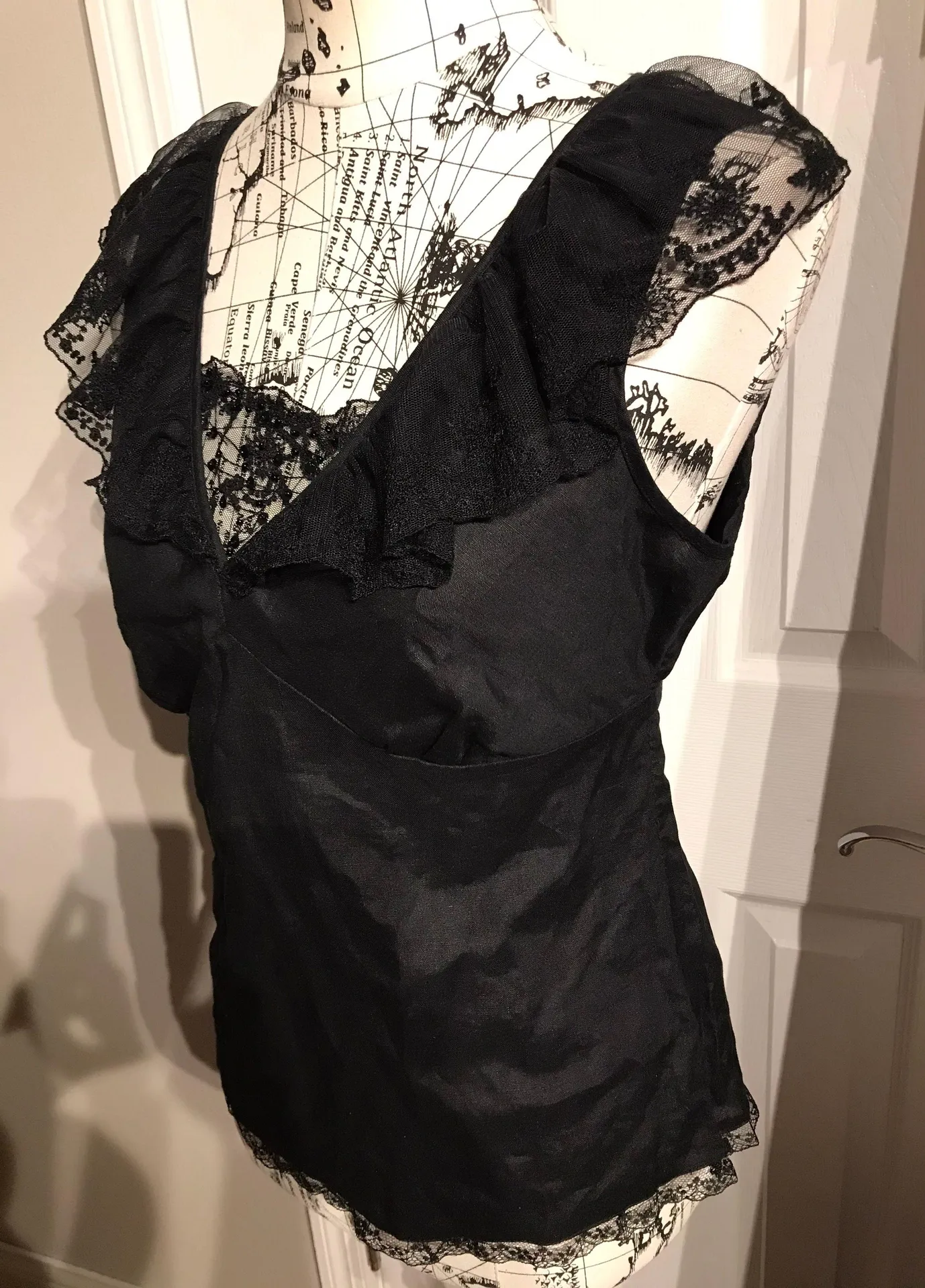 Vintage  Linen Lace Fit Flare Blouse Tank Cami Whimsy Whimsical Whimsgoth Coastal Coquette Western  - Image 2