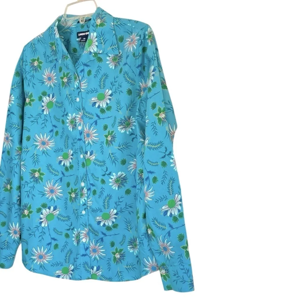 Land's End 100% SUPIMA Cotton No Iron Aqua Floral Button up Shirt ladies size 10 - Image 2