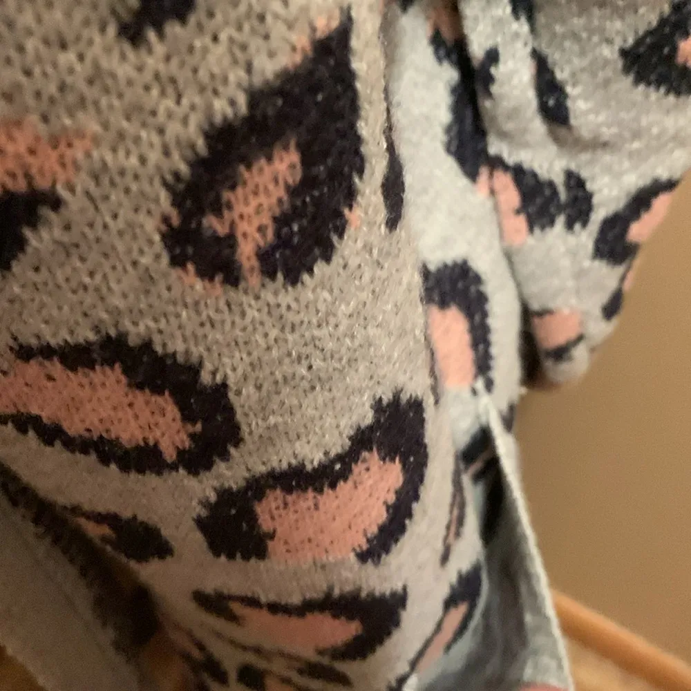 Hayden open front cheetah print cardigan duster 2XL/3XL gray/pink/black - Image 4