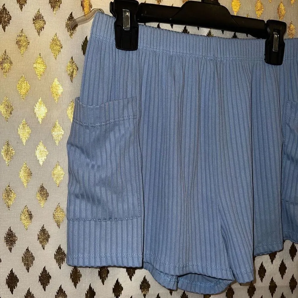 Blue blush athletic shorts size M - Image 2