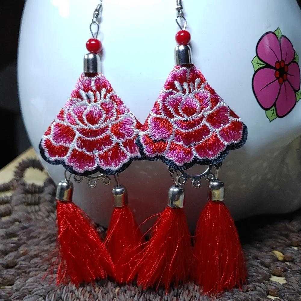 Red Flower Botanical Boho Red Tassel Earrings - Image 2