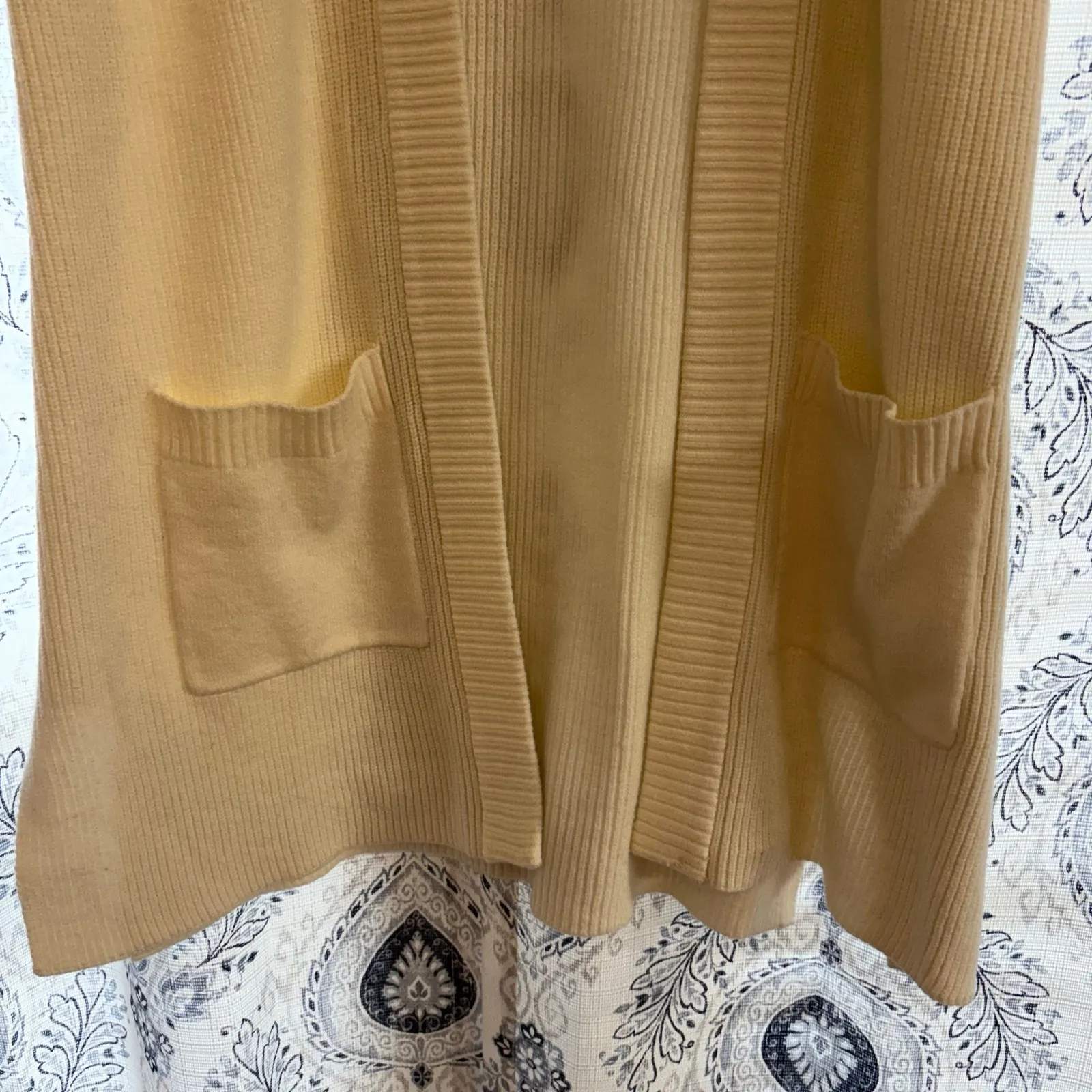 Cyrus White Vest Size‎ Small - Image 4