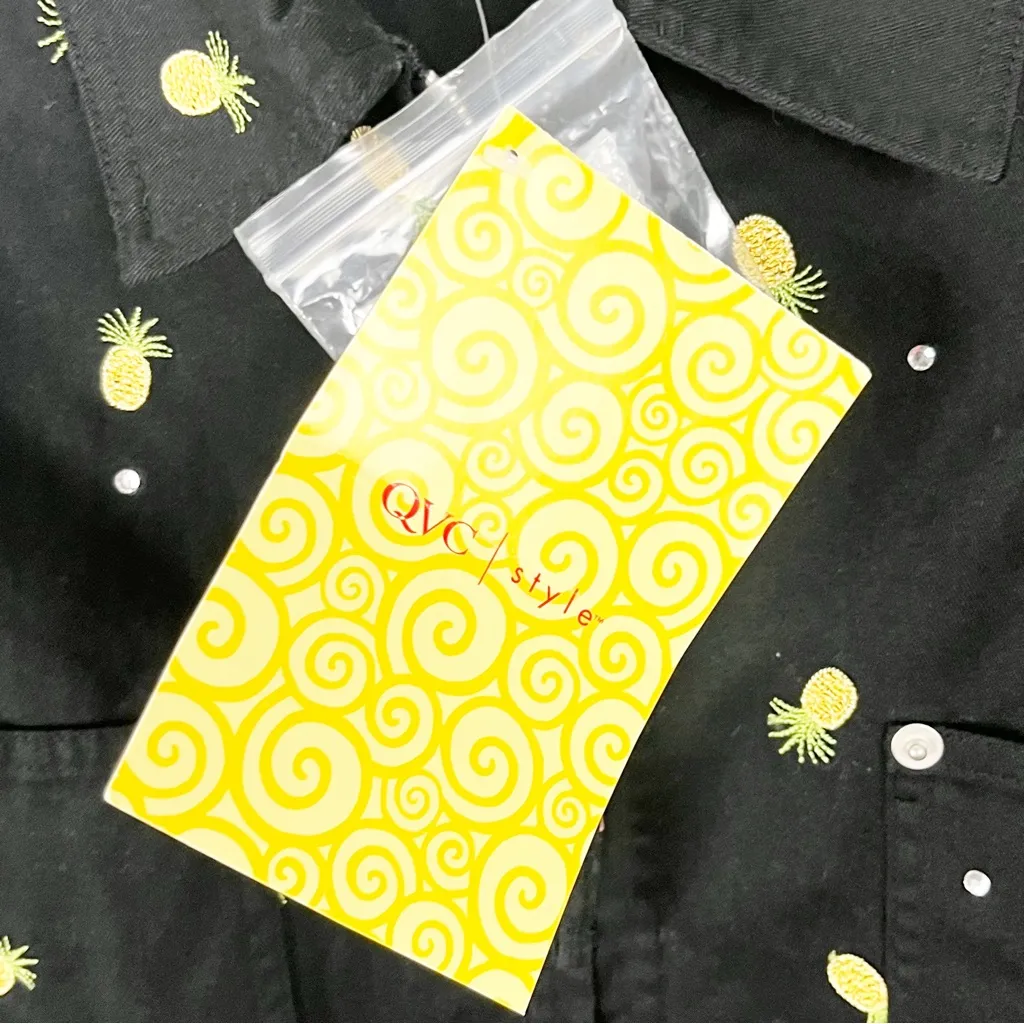 QUACKER FACTORY 100% Cotton Black Embroidered Pineapples Front Zip Shacket 1X - Image 5