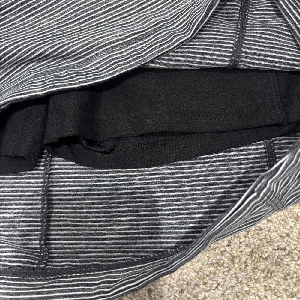 Athleta Modern Metro Grey Stretch Striped Golf Tennis Skirt Skort Women's S - Image 9