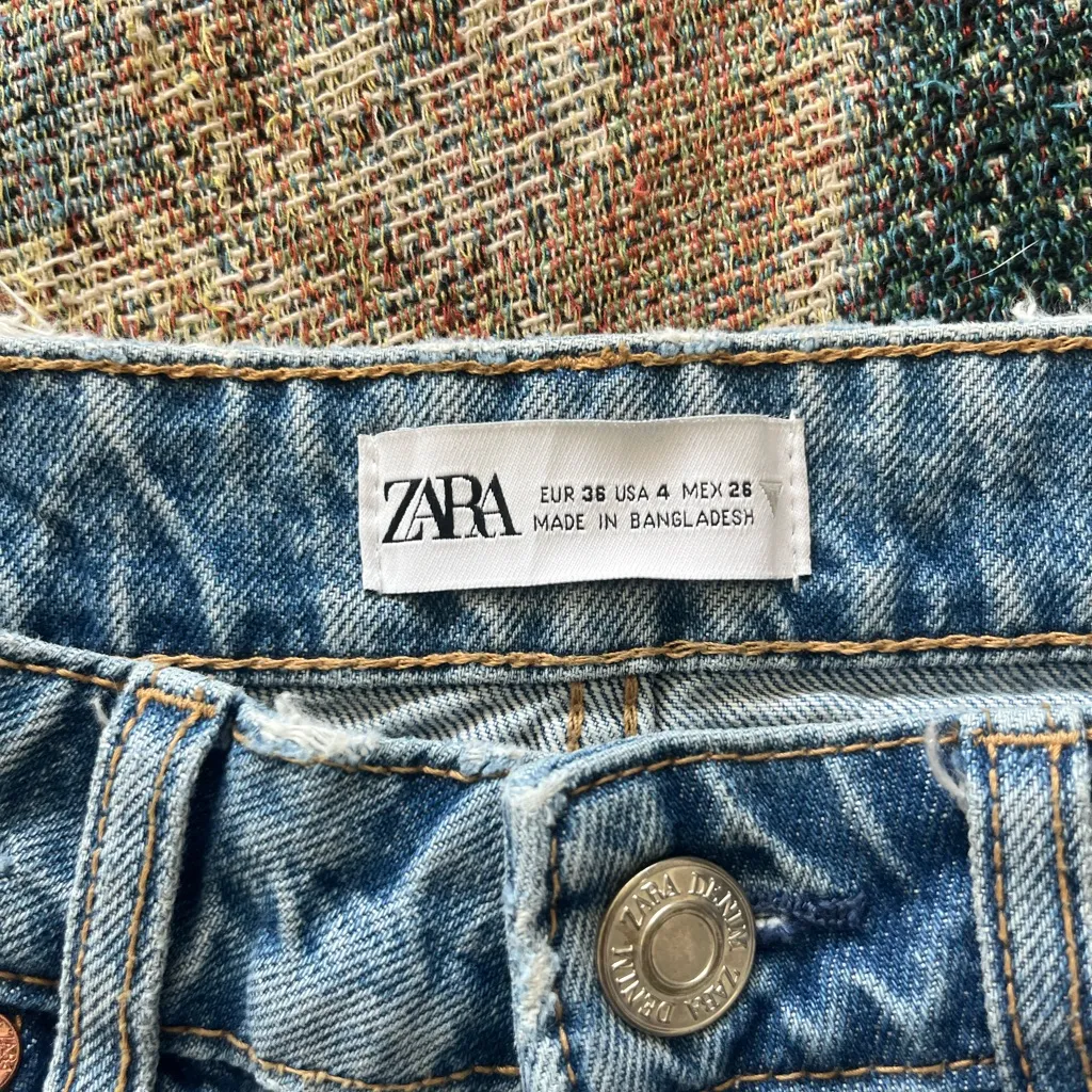 ZARA Mom Boyfriend Jeans High Rise Distressed Blue Women’s 26 Casual Denim Y2K - Image 14