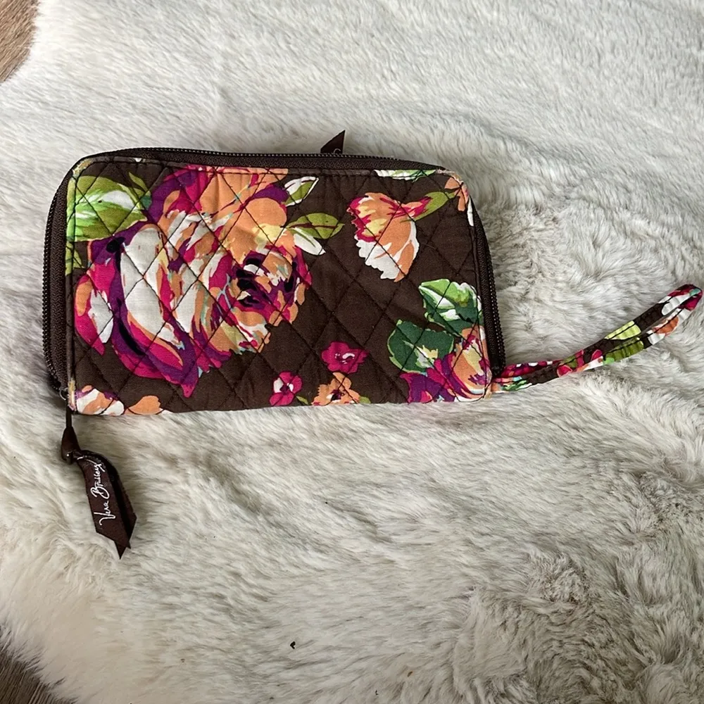 Vera Bradley English Rose Soft Quilted Strap Wallet - Image 8